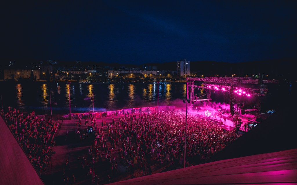 MARTIGUES SUMMER FESTIV&rsquo;HALLES 23