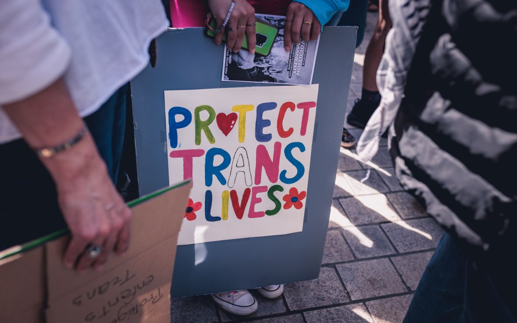 MOBILISATION DU 5 MAI POUR LES DROITS DES PERSONNES TRANS ET&nbsp;REPRODUCTIFS