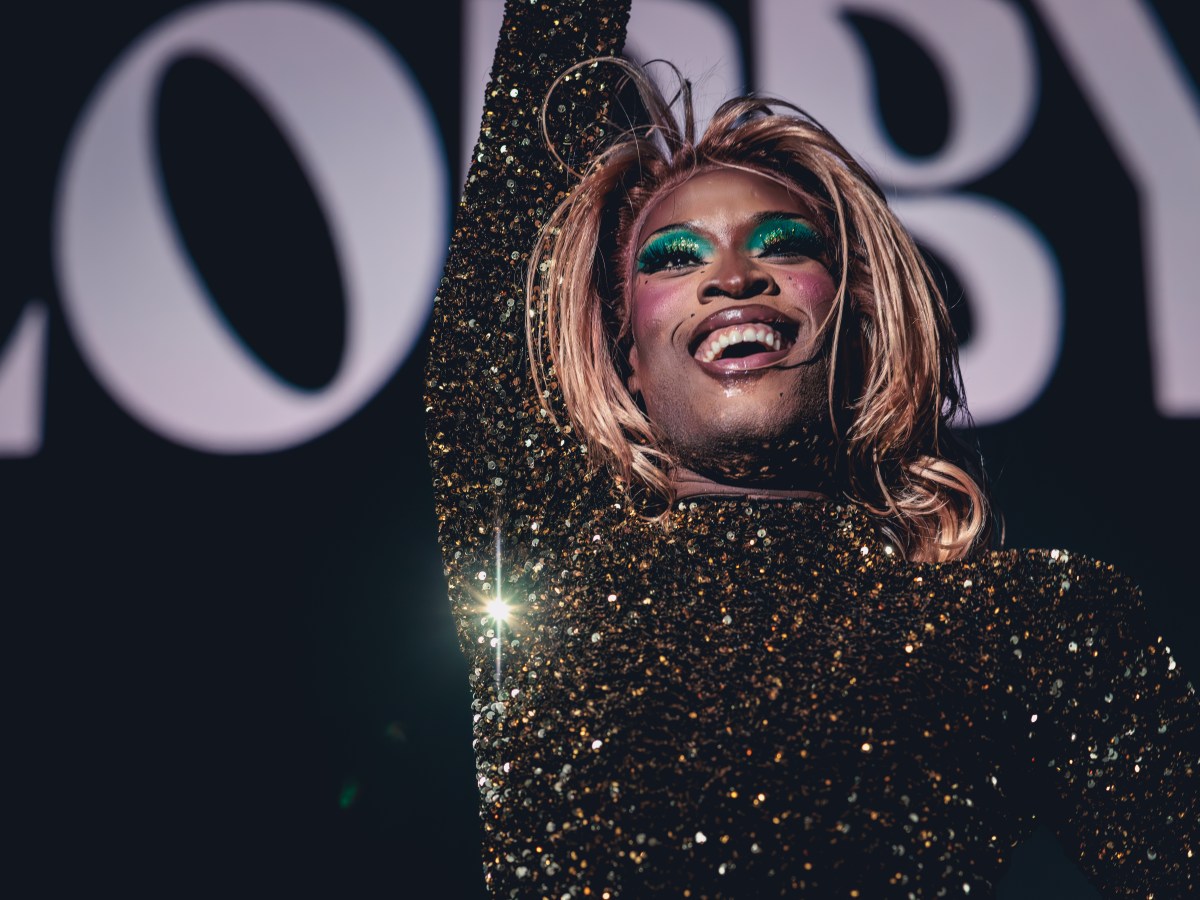 VIEWING DRAG RACE II – LE&nbsp;LOBBY