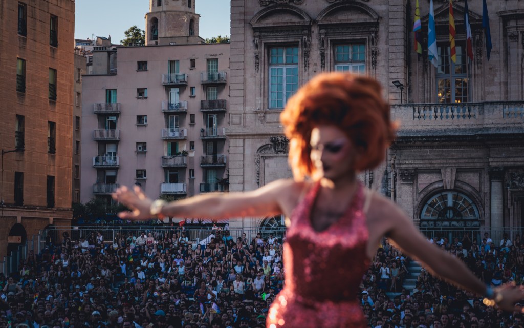 PRIDE MARSEILLE x LA SCENE SUR&nbsp;L&rsquo;EAU